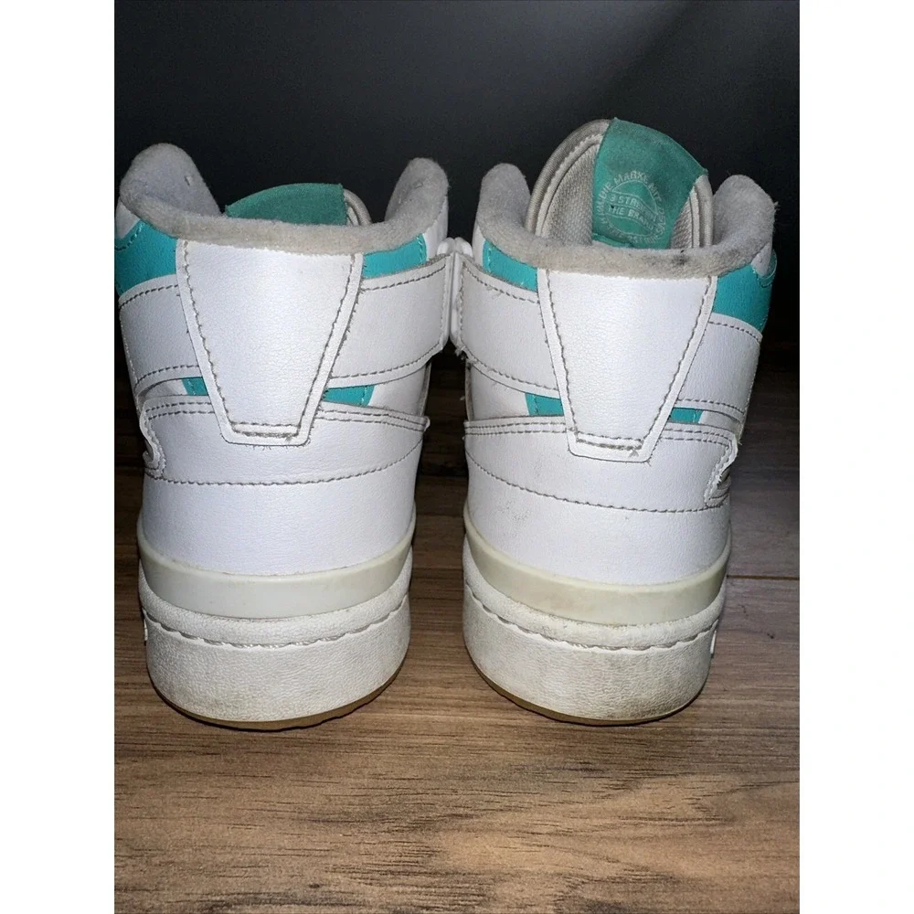 Size 9.5 - adidas‎ Forum Mid White Mint Rush W
